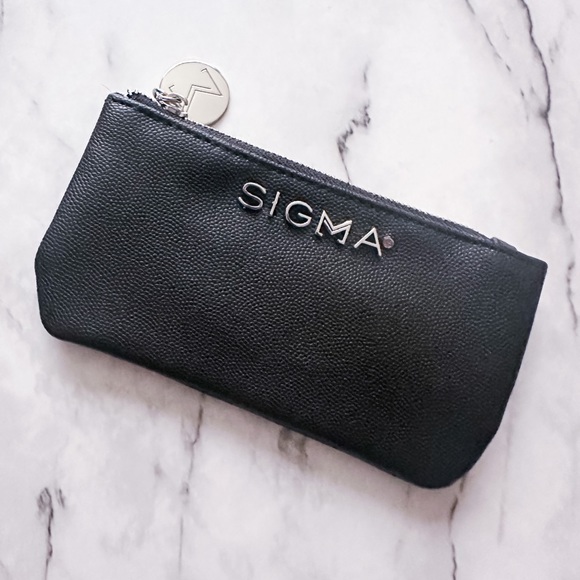 Sigma Beauty Glam ‘n’ Go Mini Pouch - Picture 1 of 3